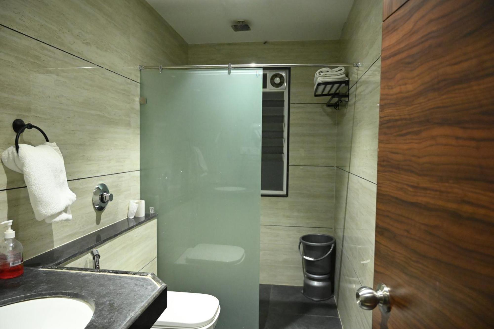 The One Hotel Nashik Ngoại thất bức ảnh