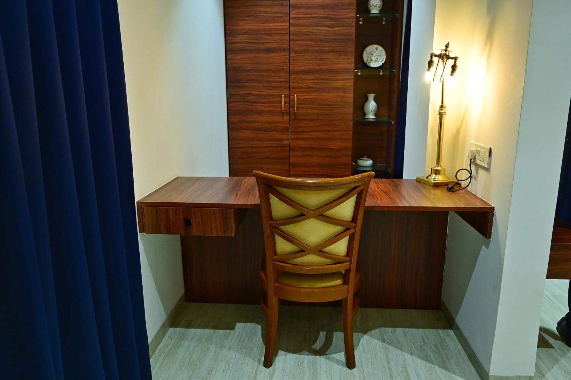 The One Hotel Nashik Ngoại thất bức ảnh