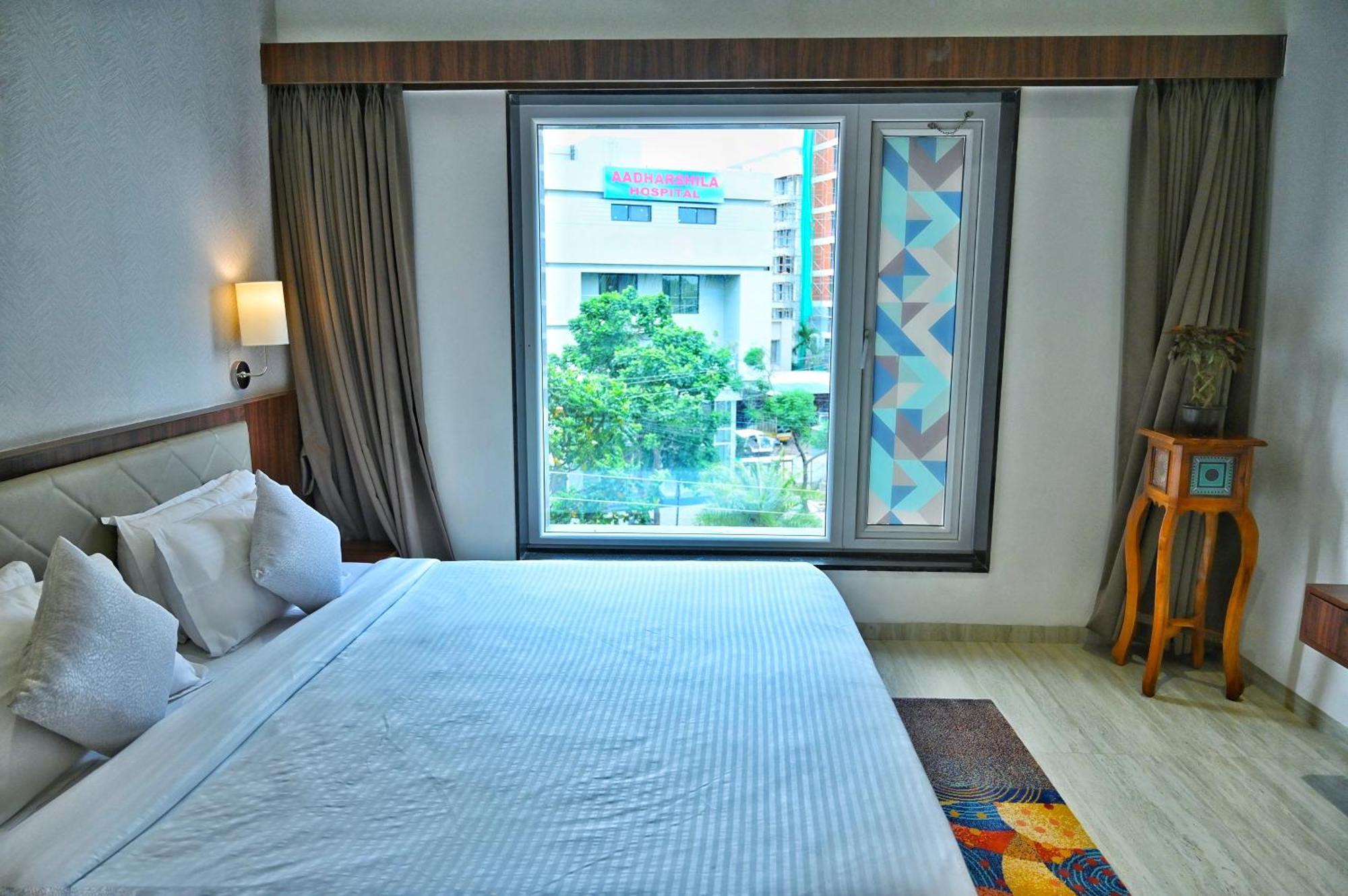 The One Hotel Nashik Ngoại thất bức ảnh